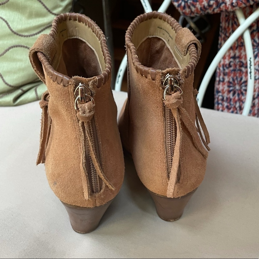 Jack Rogers Greer Suede Bootie in Oak Size 9 - Picture 5 of 11